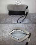 Taske/clutch i lysegr mink med sort lder